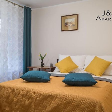J&J Apartments, Szeroka 25 Apartament 13 Торунь Экстерьер фото
