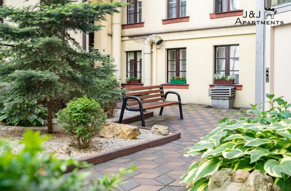 J&J Apartments, Szeroka 25 Apartament 13 Торунь Экстерьер фото